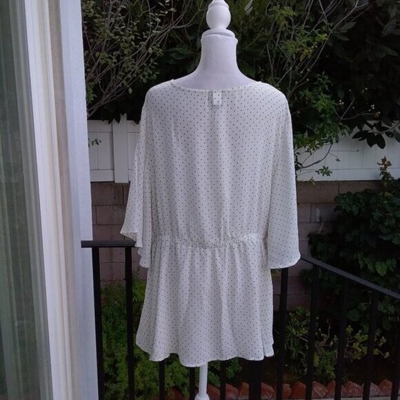 Torrid Blouse Women's 2X White--Small Black Polka Dots Georgette Faux Wrap - Picture 7 of 8